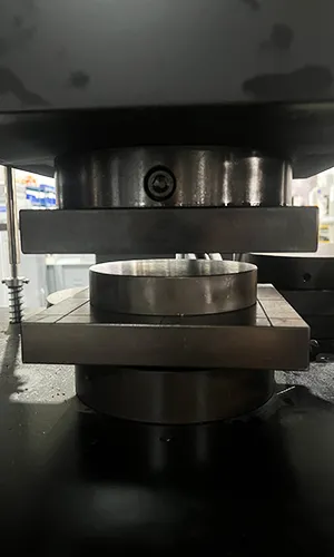 Servo-Hydraulic Universal Testing Machine, Dual Space, Wedge Action Grip